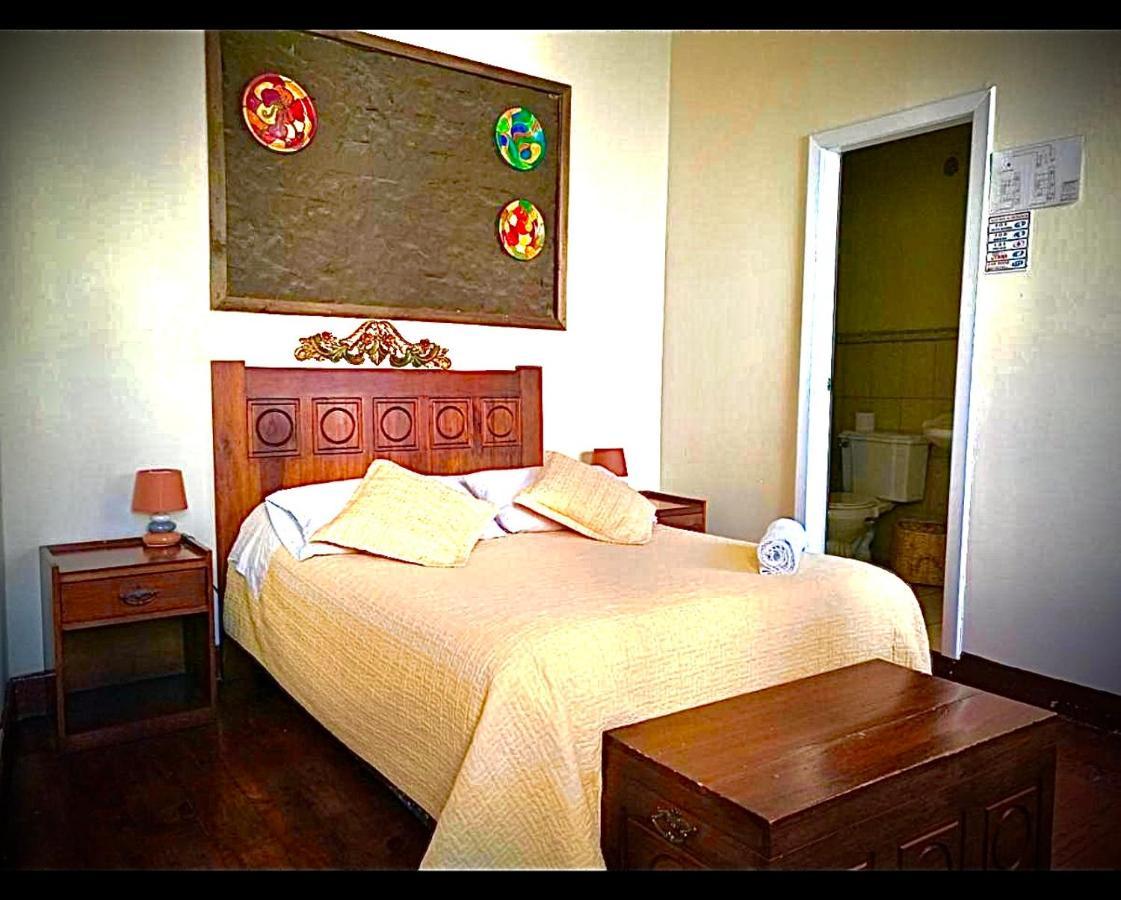 Hotel Cantuna Quito Esterno foto