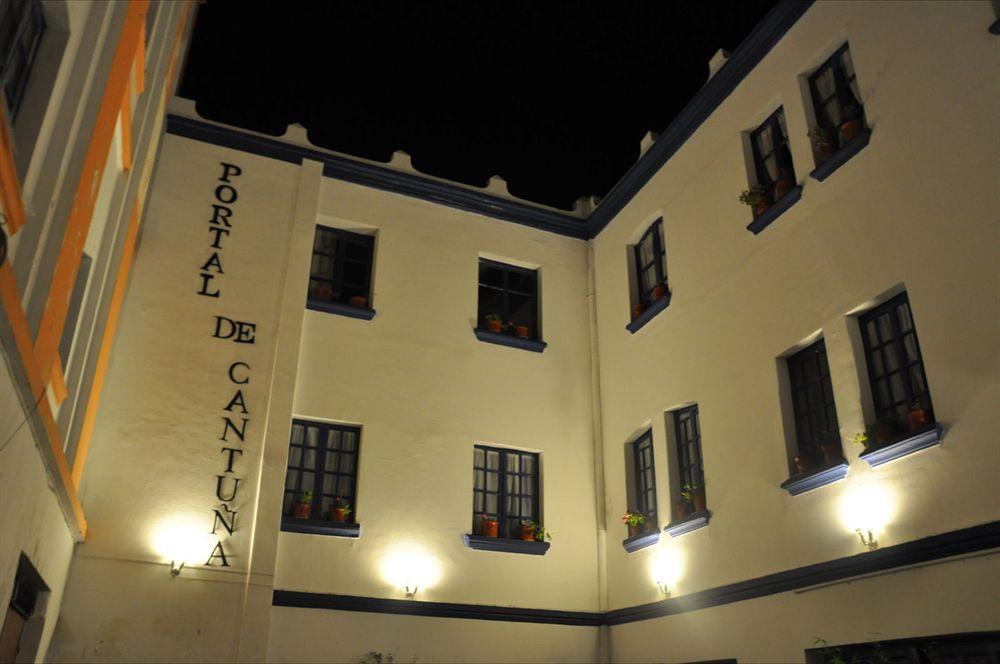 Hotel Cantuna Quito Esterno foto